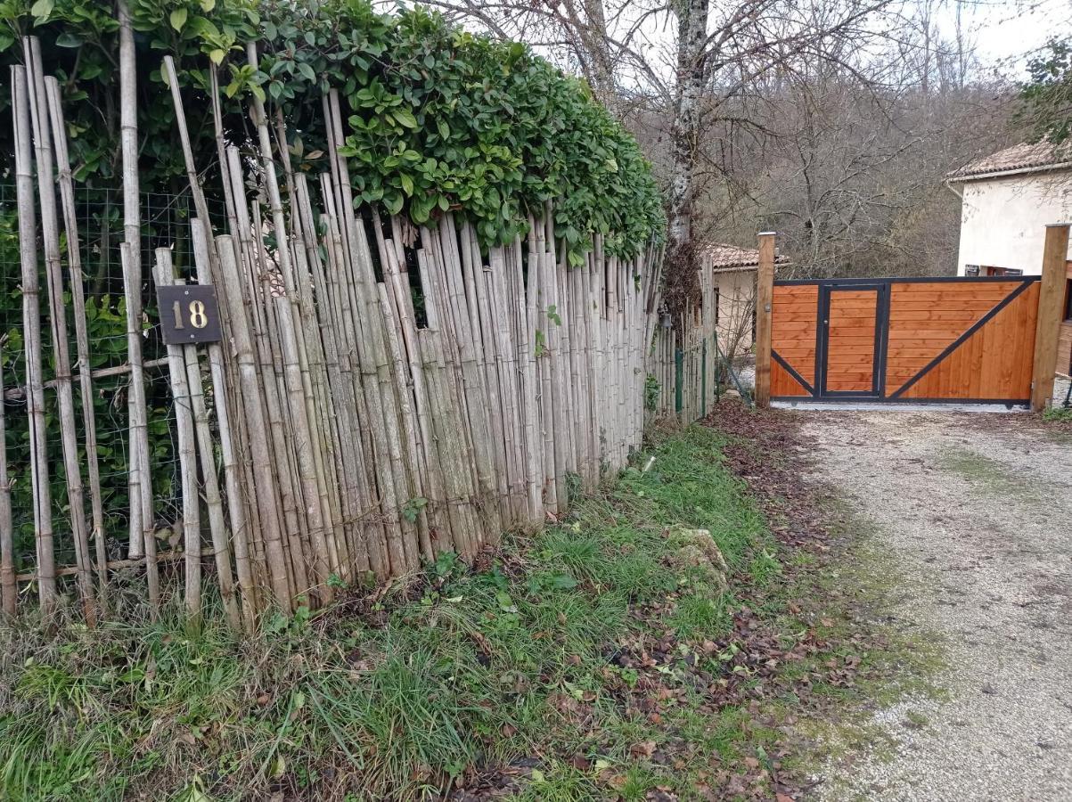 Gite Zen Dans Les Bois Blesignac Exteriör bild
